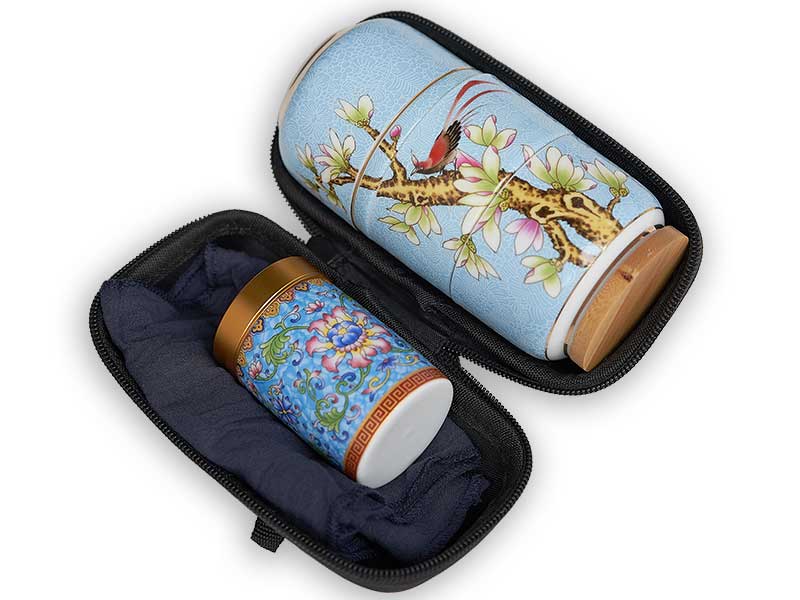 Kung Fu Tee Set (blau) in  praktischer Reisetasche für 2 Personen aus Porzellan. Alle Teile in der Reisetasche