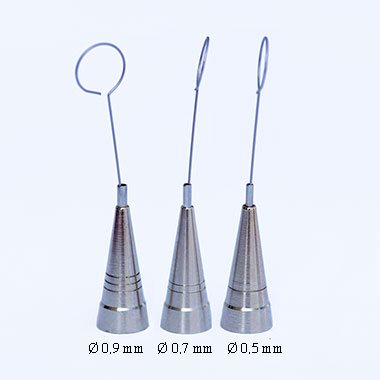 Embouts plumes en inox ∅: 0,5 / 0,7 / 0,9 mm acec fils métalliques pour flacon applicateur ou burette de henné Embouts plumes en inox ∅: 0,5 / 0,7 / 0,9 mm acec fils métalliques pour flacon applicateur ou burette de henné
