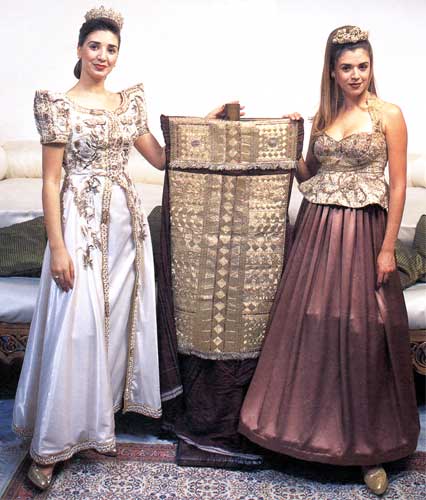 Festkleider aus Tunis